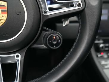 Porsche 718 Cabriolet Boxster T — photo 22