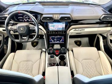 Lamborghini Urus S — photo 13