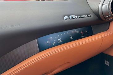 Ferrari F8 Tributo — photo 15