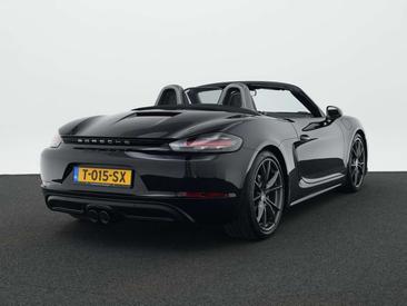 Porsche 718 Cabriolet Boxster T — photo 36