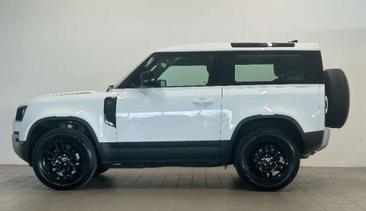 Land Rover Defender 90 D200 MHEV — photo 2