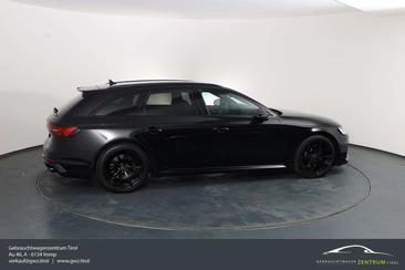 Audi RS4 Avant — photo 6