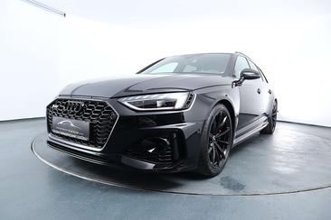 Audi RS4 Avant — photo 13