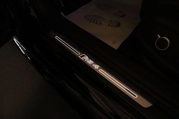 Audi RS4 Avant — photo 17