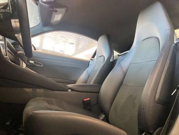 Porsche 718 Cayman — photo 17