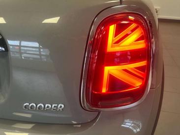 Mini 3 Portes Berline Cooper — photo 11