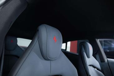 Ferrari Purosangue — photo 15