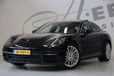 Porsche Panamera — photo 2