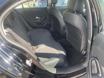 Mercedes Classe A Berline 200 D — photo 9