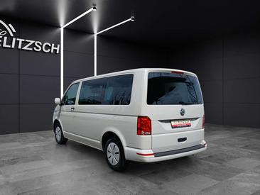 Volkswagen Multivan Van 2.0 TDI — photo 2