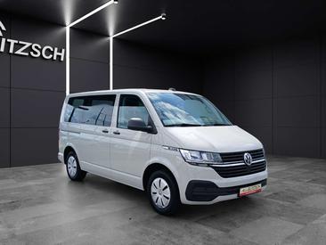 Volkswagen Multivan Van 2.0 TDI — photo 6