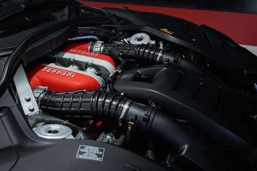 Ferrari Purosangue — photo 33