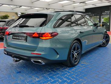 Mercedes Classe E Berline 300 E — photo 3