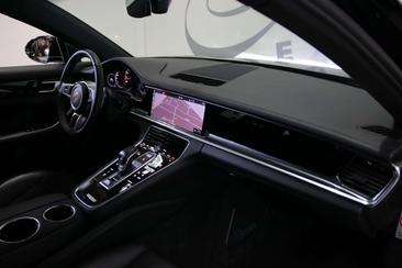 Porsche Panamera — photo 19
