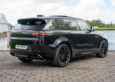 Land Rover Range Rover Sport P550e — photo 11