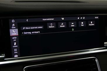 Porsche Panamera — photo 26