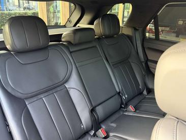 Land Rover Range Rover Sport P550e — photo 10