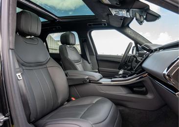 Land Rover Range Rover Sport P550e — photo 14