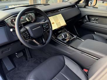 Land Rover Range Rover Sport P550e — photo 13