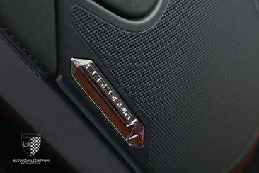 Lamborghini Aventador S — photo 25