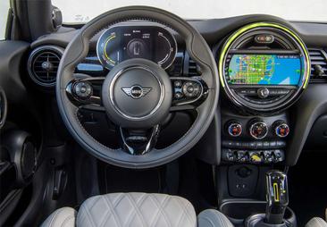 Mini 3 Portes Berline Cooper SE — photo 12