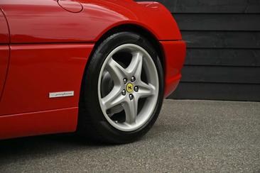 Ferrari F355 Berlinetta — photo 22