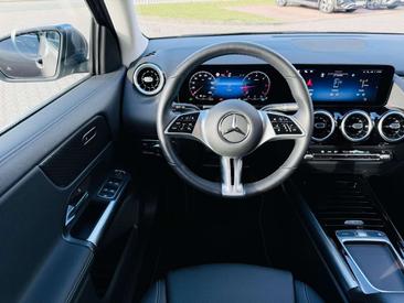 Mercedes GLA 220 D — photo 8