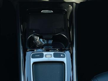 Mercedes GLA 220 D — photo 10