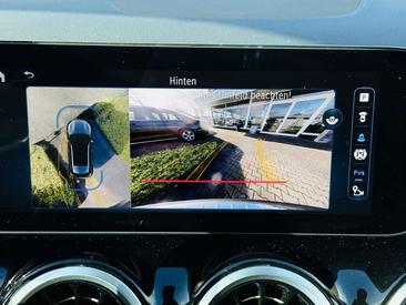 Mercedes GLA 220 D — photo 12