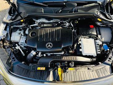 Mercedes GLA 220 D — photo 14