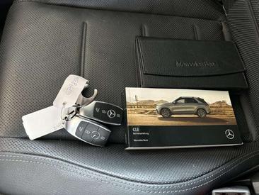 Mercedes GLE 400 D — photo 7