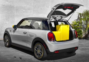Mini 3 Portes Berline Cooper SE — photo 28