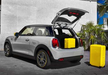 Mini 3 Portes Berline Cooper SE — photo 33