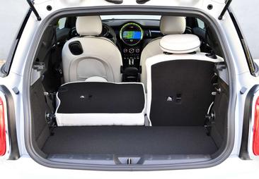Mini 3 Portes Berline Cooper SE — photo 34