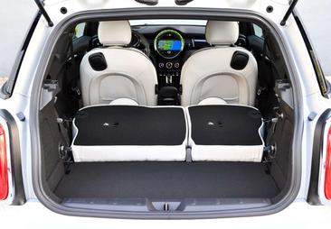 Mini 3 Portes Berline Cooper SE — photo 36
