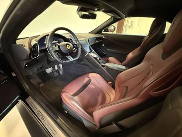 Ferrari Roma Spider — photo 10