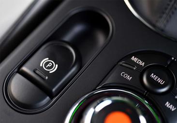 Mini 3 Portes Berline Cooper SE — photo 42