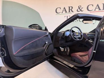 Ferrari Roma Spider — photo 23