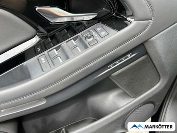 Land Rover Range Rover Evoque P250 (2022) — photo 18
