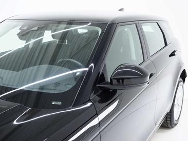 Land Rover Range Rover Evoque P300e — photo 12