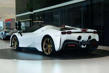 Ferrari SF90 Spider — photo 6