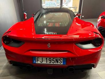 Ferrari 488 GTB — photo 4