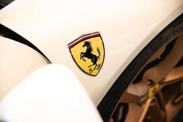 Ferrari SF90 Spider — photo 14