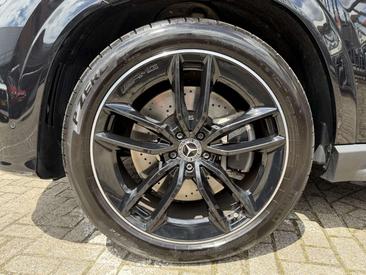 Mercedes GLE 400 E — photo 19