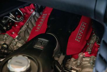Ferrari SF90 Spider — photo 24