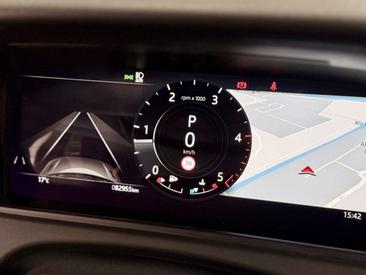 Land Rover Range Rover Velar D200 — photo 21