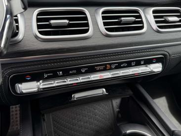 Mercedes GLE 400 E — photo 28