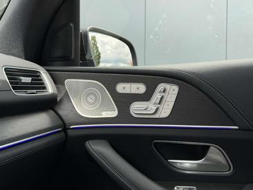 Mercedes GLE 400 E — photo 32