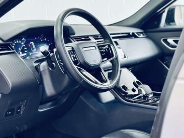 Land Rover Range Rover Velar D200 — photo 11