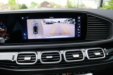Mercedes GLE 400 E — photo 28